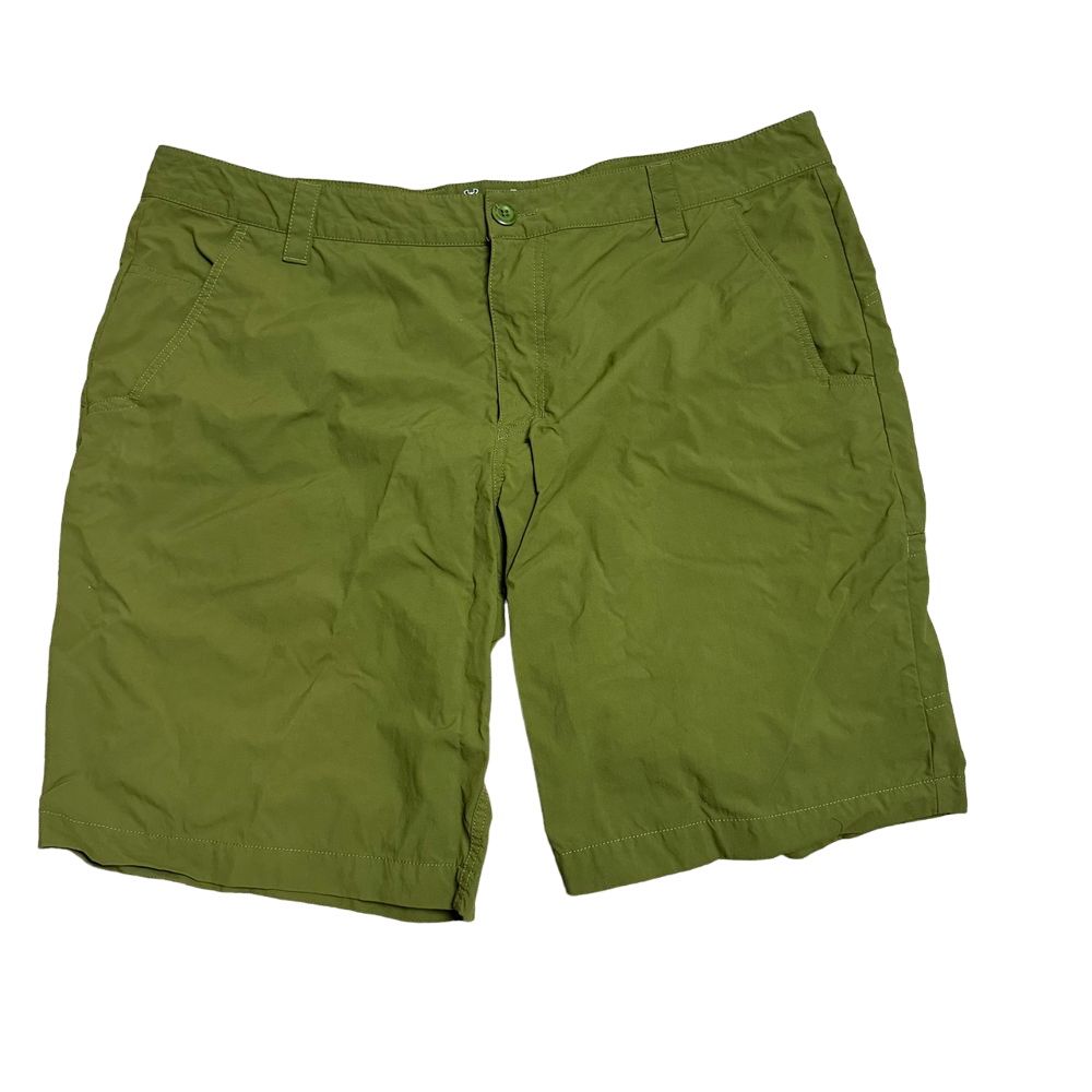 Under Armour Men's Size 42 Green Chesapeake Hydro Chino Golf Shorts